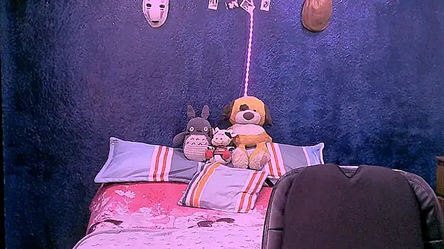 XXX chat uživo modela NinaYellow