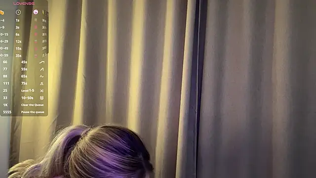 Ur_neighbor_Kira – Live XXX-chat