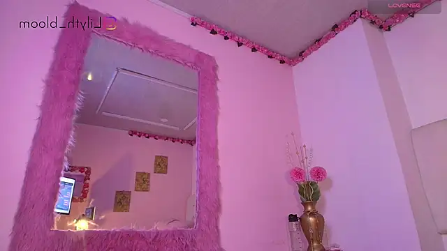 lilyth_bloom Chat XXX in diretta