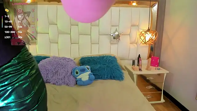 Foxxy_Doll Webcamshow