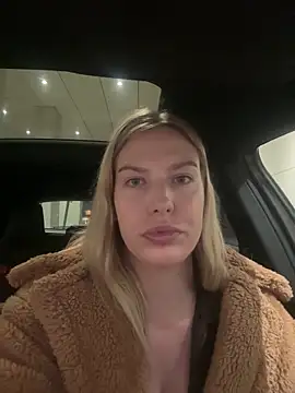 Chloemillerrxx webcam show