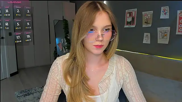 linakorvin élő XXX-chatje