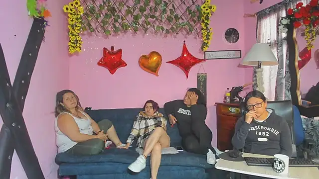 lesbiancuple's Live XXX Chat