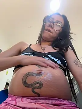 pregnant_sofii18: απευθείας συνομιλία ΧΧΧ