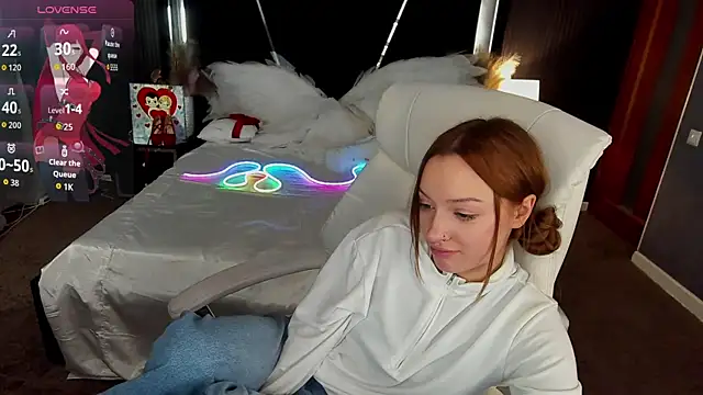 FoxyMayy: онлайн-секс-чат