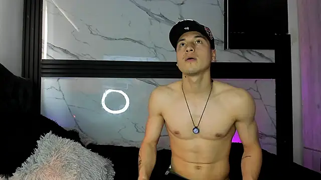 ThiagoFerrero_Hot Show in webcam