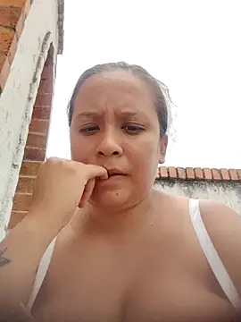 Chat XXX en directo de You-sexy-starr