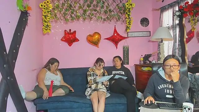 Živý XXX chat lesbiancuple