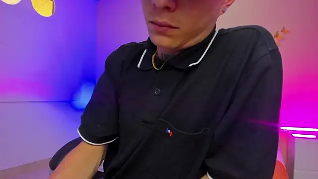 XXX chat uživo modela Nascary_Fox