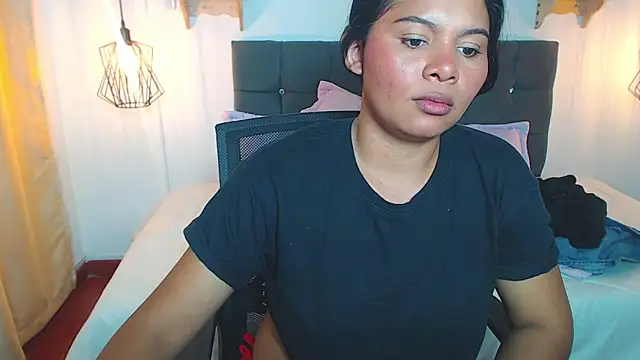 Emma_hassani 라이브 XXX 채팅