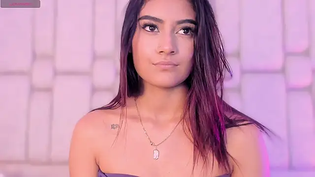 KatherineRuiz_のライブXXXチャット