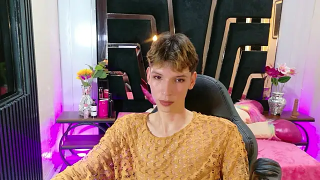 Stefany_PiInk's Webcam Show