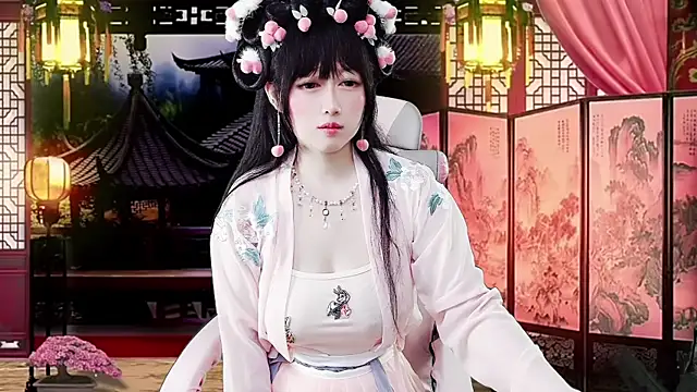 LuckyCute-Tutu Show Webcam