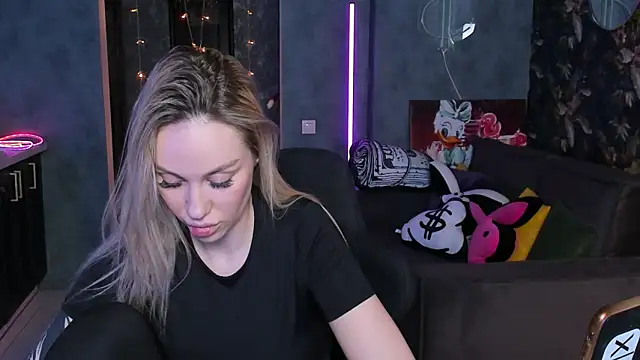 Blckmirrorr Live XXX-chat