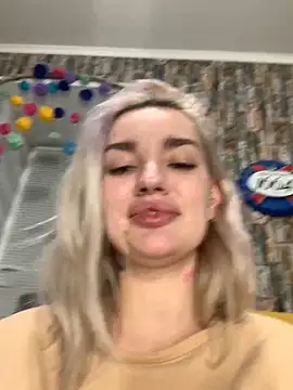 Sextazy Adlı Modelin Web Kamerası Şovu