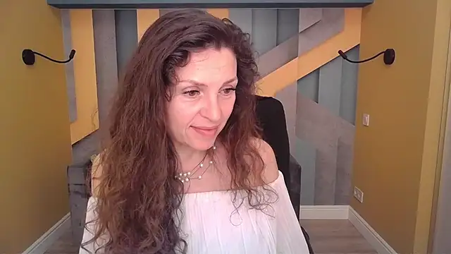 EllaLong live XXX chat