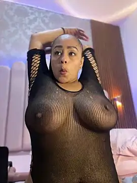 sofia_xxx02 现场XXX聊天