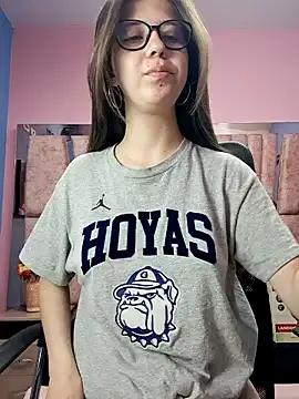 sarah_sweett_ live XXX chat