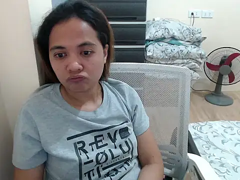 xTheLastVIRGINx's Live XXX Chat