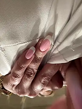 VikaBunny1 webcam show