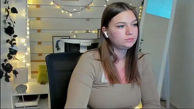 Chat XXX en directo de Josephine_Kiss