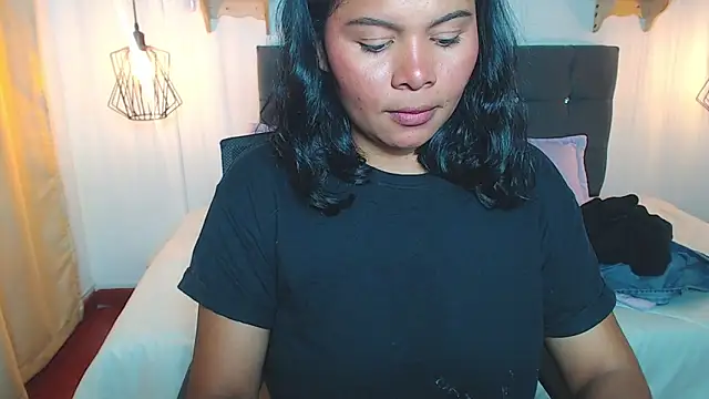 Emma_hassani live XXX chat