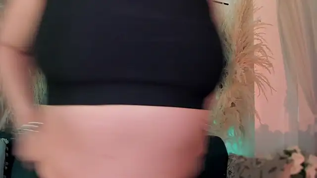 Nicolle_W's Live XXX Chat