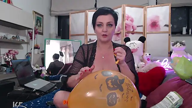 lucillabollente Show Webcam