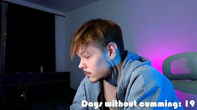 DENIS_HERE – Naživo XXX chat