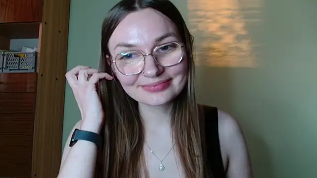 LooveELLYx: онлайн-секс-чат