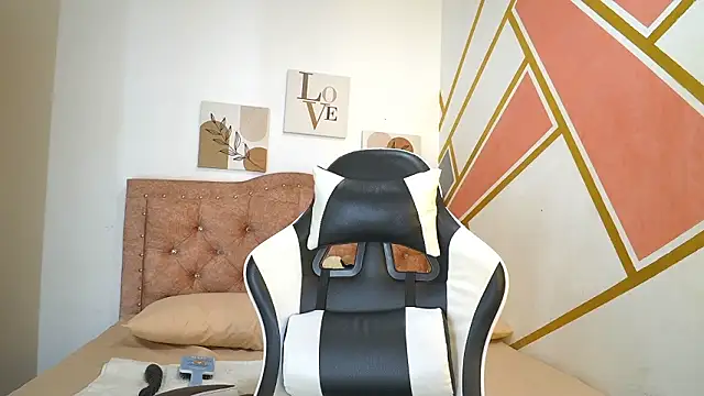 Gin_Boobs' Webcam Show