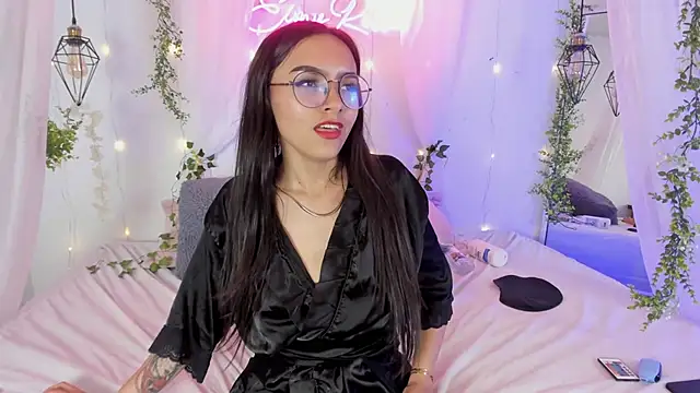 Chat XXX en directo de eimi_rosse18