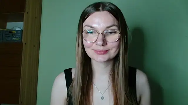 LooveELLYx Adlı Modelin Canlı XXX Sohbeti