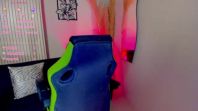 دردشة CharlotteCox_ الجنسية المباشرة