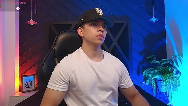 Živý XXX chat Julian_Mercier