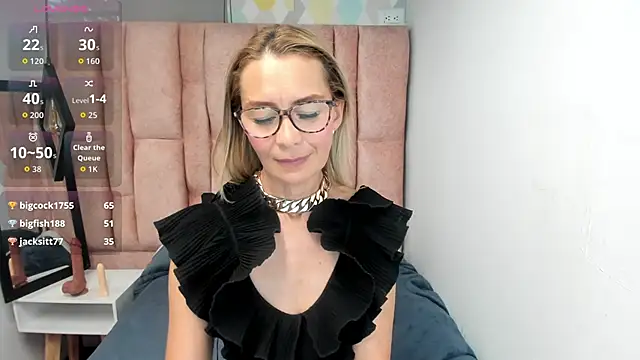 دردشة Issa_Milf__ الجنسية المباشرة