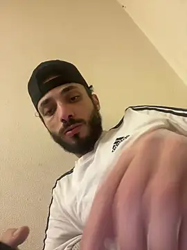 Kissall live XXX chat