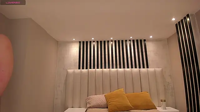 دردشة DemiNova الجنسية المباشرة