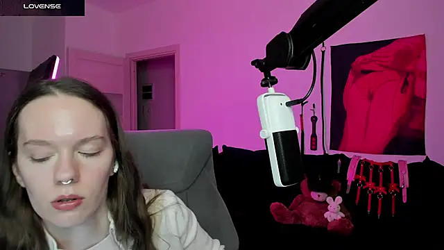 Goddess_of_Fertility's Live XXX Chat