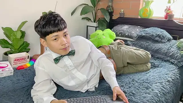 Andy_Belier23n Live XXX chat