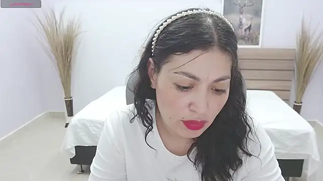 sophia_hadid Chat XXX in diretta