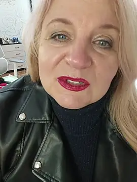 AvrilMillers Chat XXX live