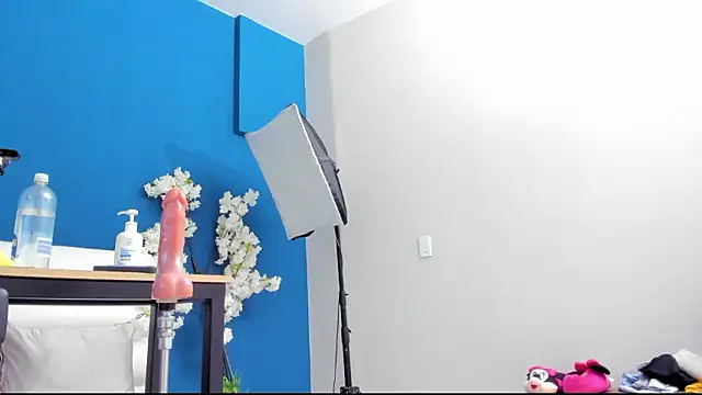 XXX chat uživo modela letty_straus