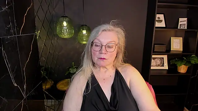 NataliMellow Webcam Show