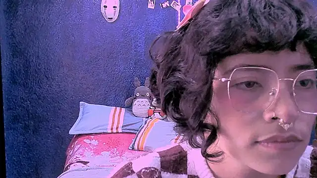 NinaYellow Chat XXX in diretta