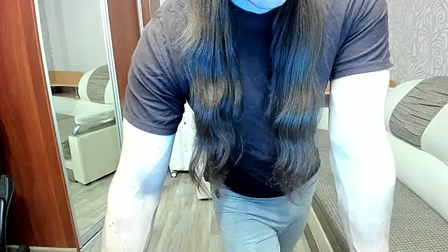 Pokazy przed kamerką – AlansonofDaddy