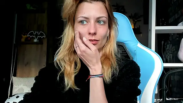 karo123421 Live XXX-Chat