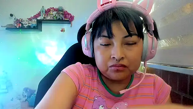 Shaddycute_'s Webcam Show