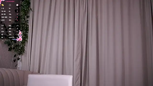 KarmenRasey: онлайн-секс-чат