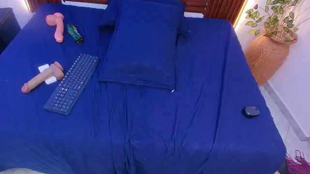 Celeste_hot_08 Chat XXX in diretta